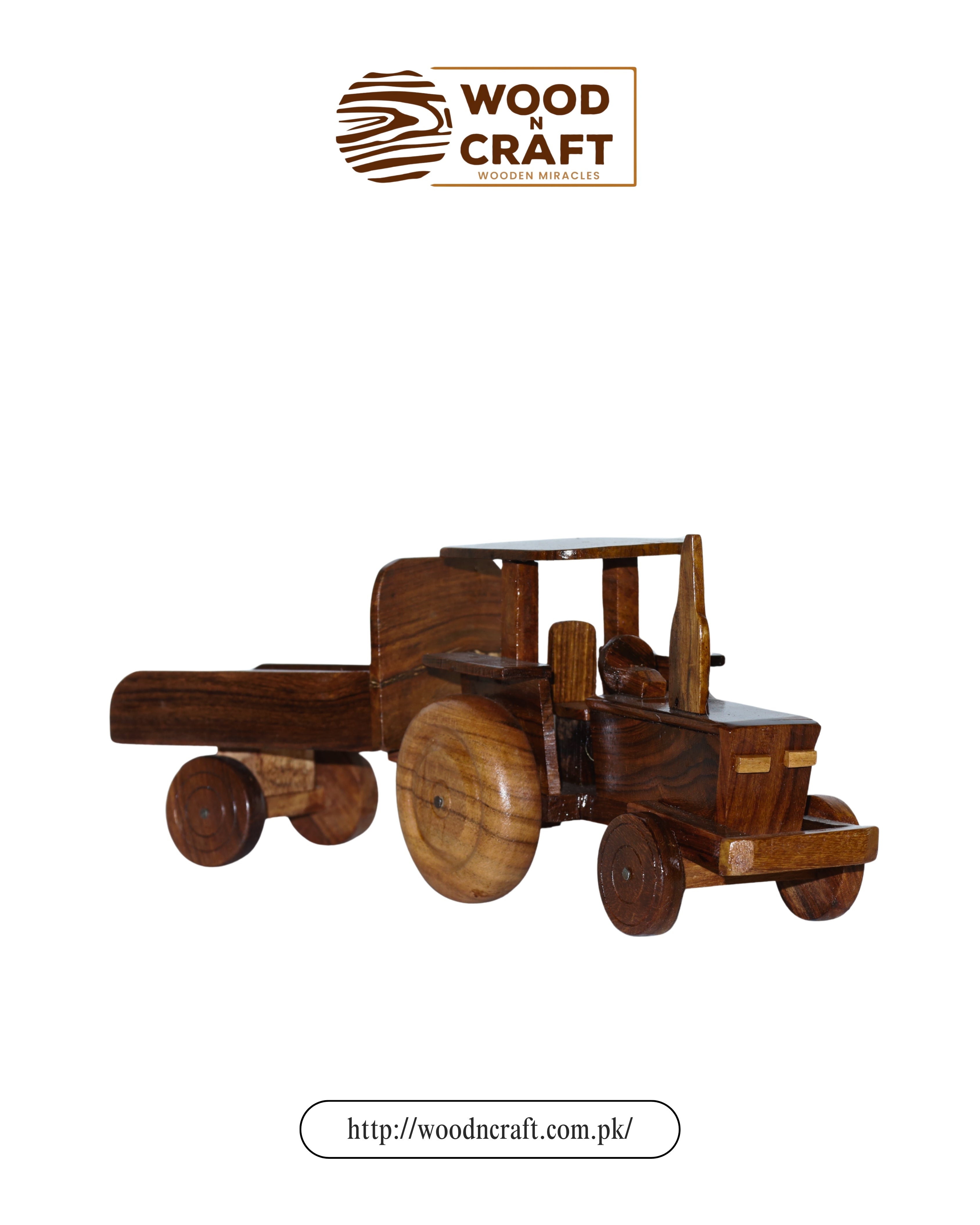 Wooden Classic Car – Retro Elegance