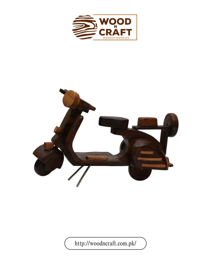 Wooden Vespa – Vintage Charm on Wheels